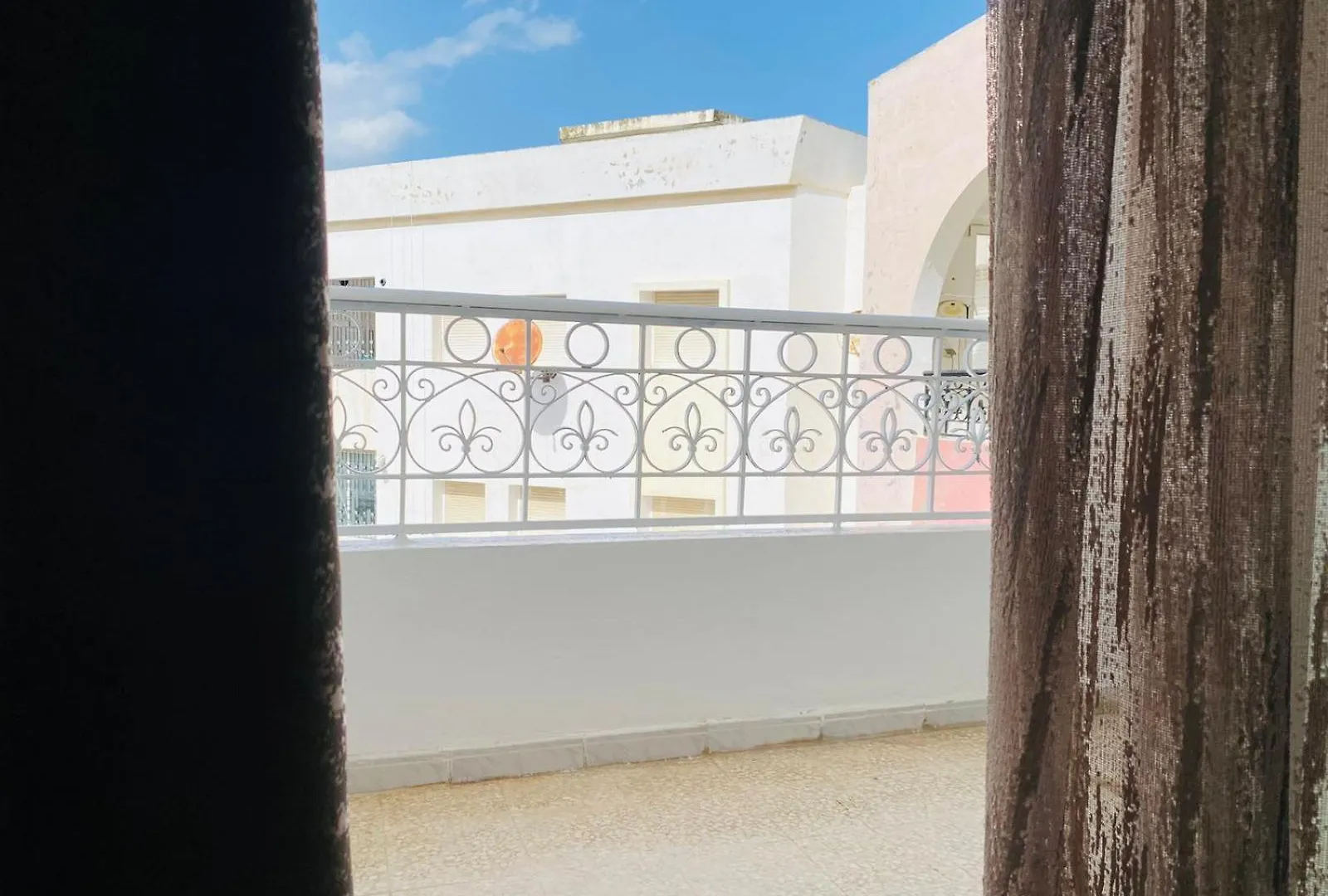 Location Appartement Cite Les Palmerais L'Aouina Tunis